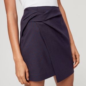 NWOT Aritzia Babaton Jethro skirt
